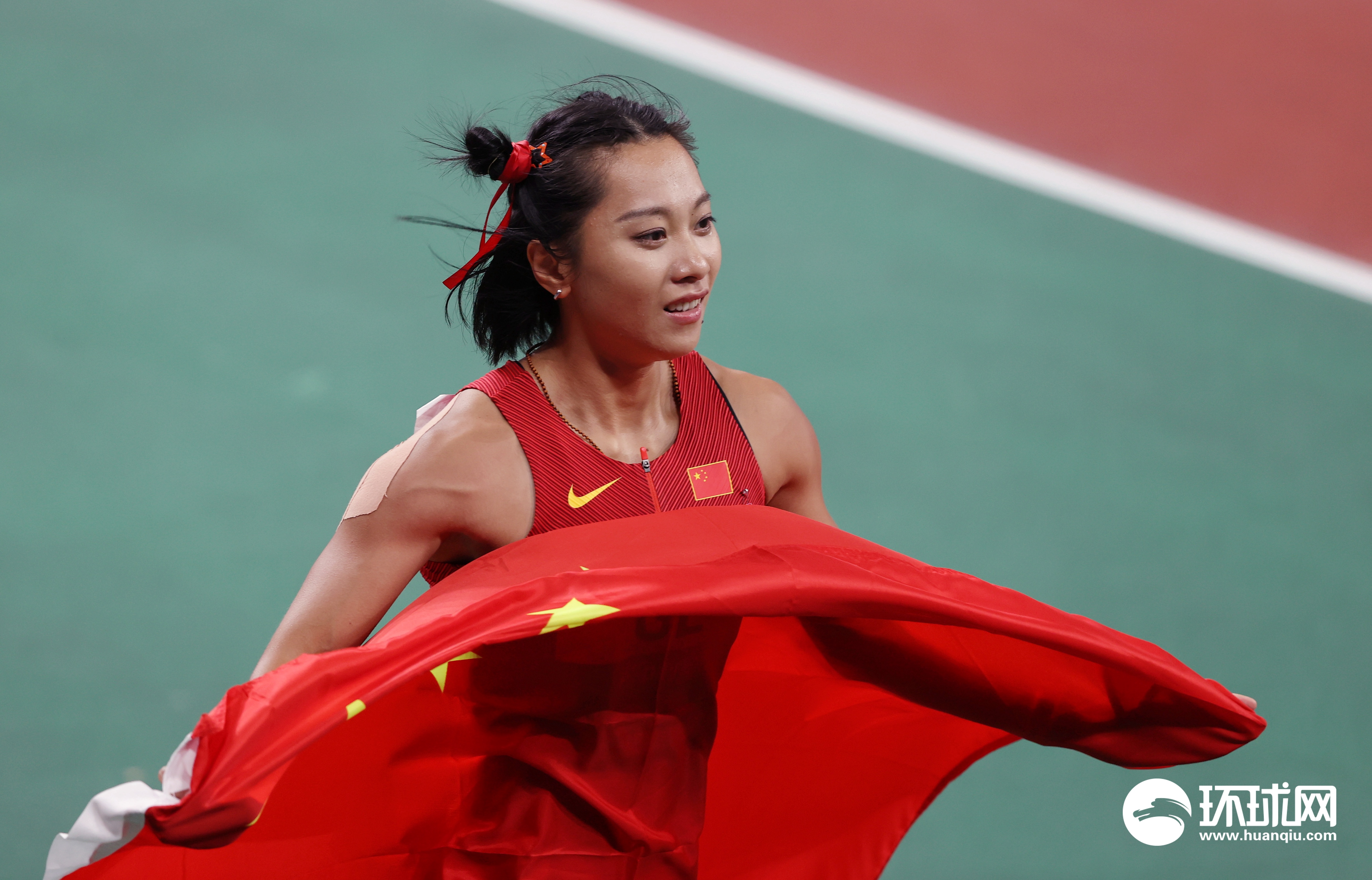 包含印尼亚运会田径比赛开幕马来西亚队夺两金的词条